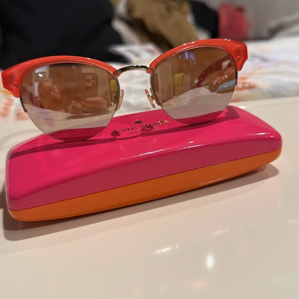 KATE SPADE SUNGLASSES MIRRORED LENSES - Picture 1 of 5